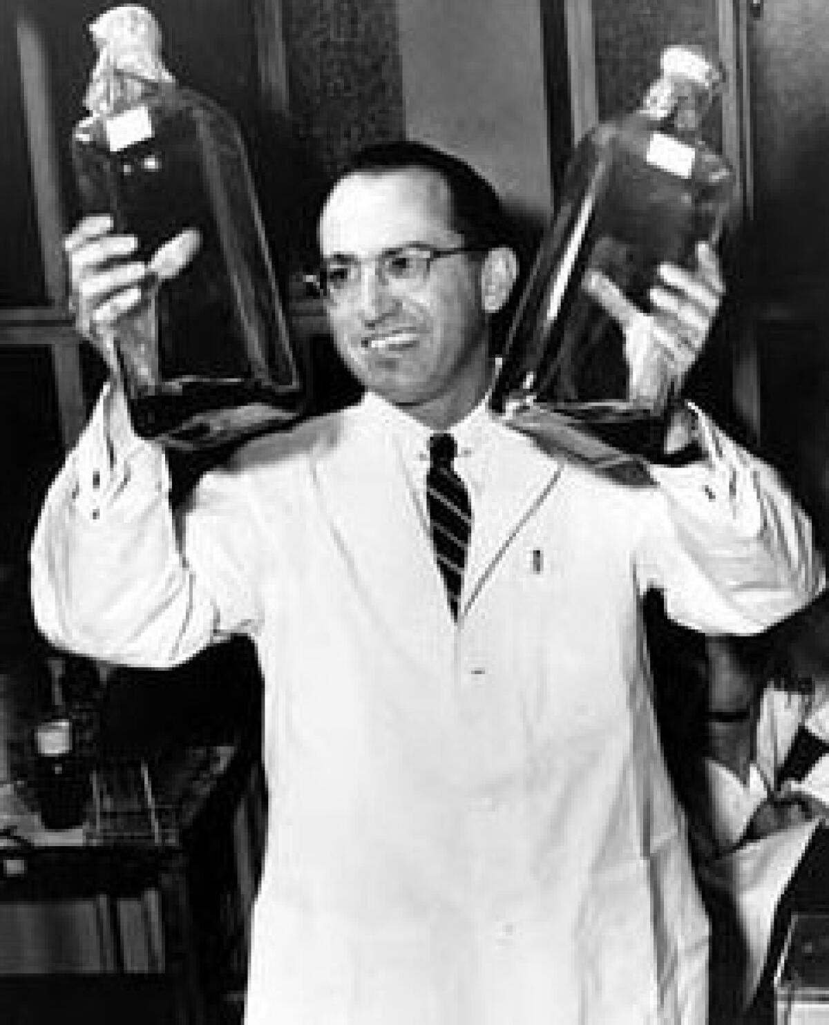 Jonas Salk in laboratory, Salk Institute for Biological Studies