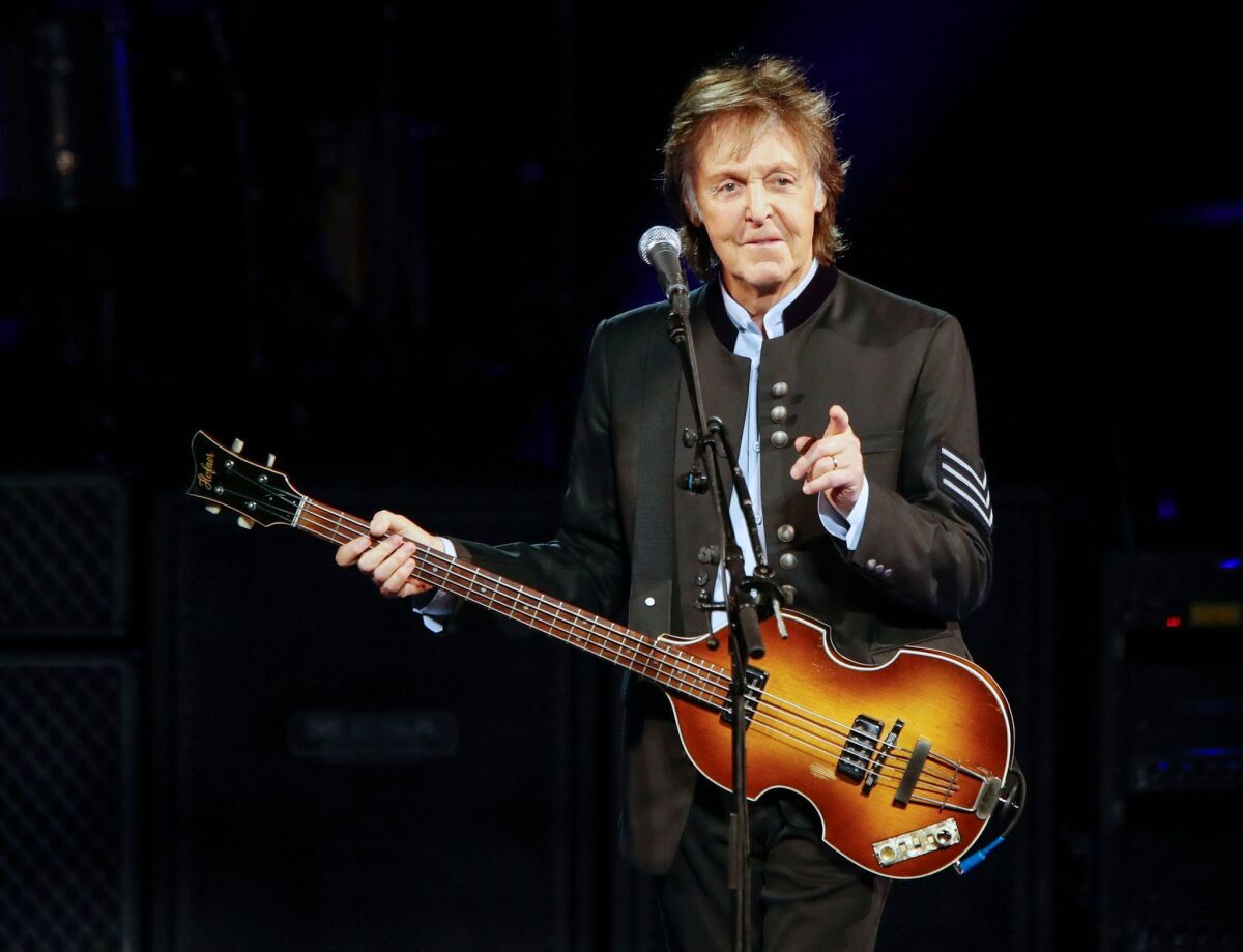 "Hey, Grandude!" author Sir Paul McCartney performing in 2017.