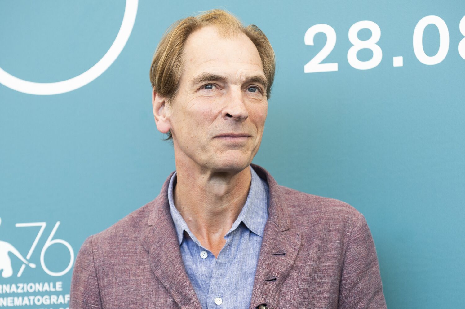 Search for Julian Sands resumes months after actor disappeared near Mt. Baldy