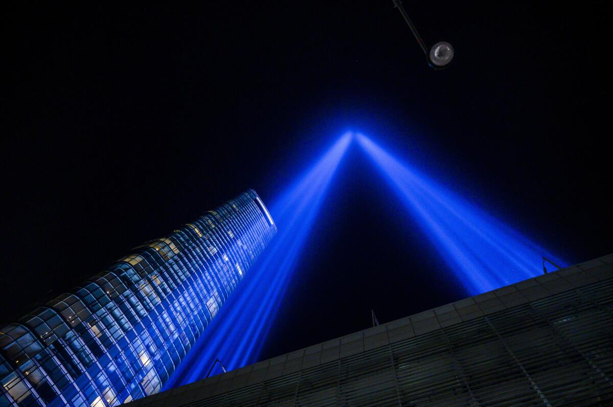  El monumento nacional conmemorativo del 11-S en Nueva York, el sábado 11 de septiembre de 2021. (AP Foto/Evan Vucci)