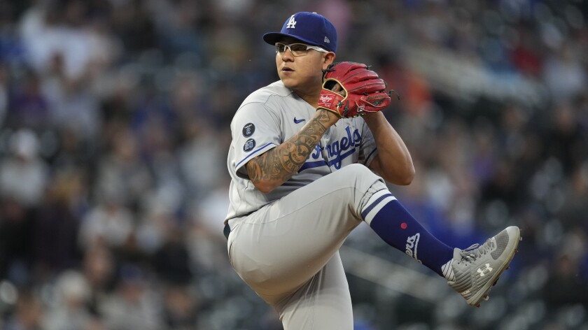 Los Angeles Dodgers starting pitcher Julio Urias (7)