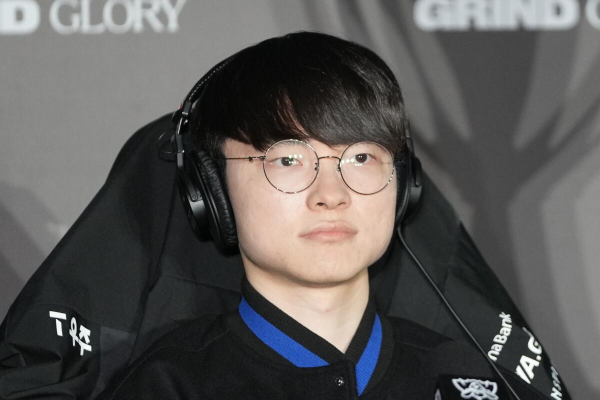 League of Legends Worlds: How Faker continues to be esports
