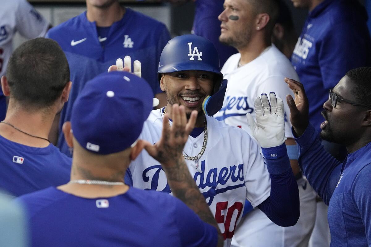 Dodgers final score: Miguel Rojas (4 hits) & friends beat