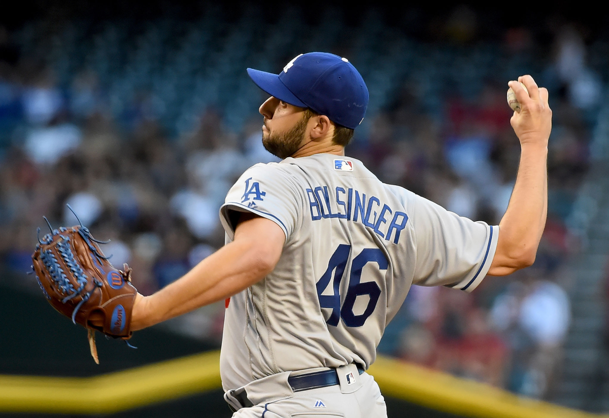 Former Dodgers pitcher sues Astros over sign stealing - Los Angeles Times