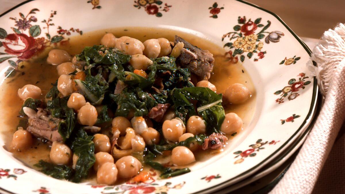 Celebrate the Day of the Dead with this Italian chickpea soup.