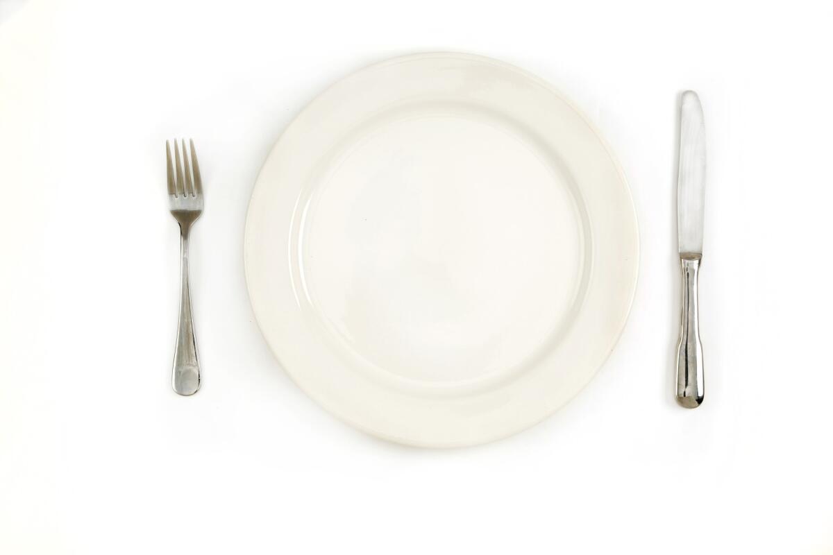 Fasting has health benefits, but extreme low-calorie diets are tough for people to follow.
