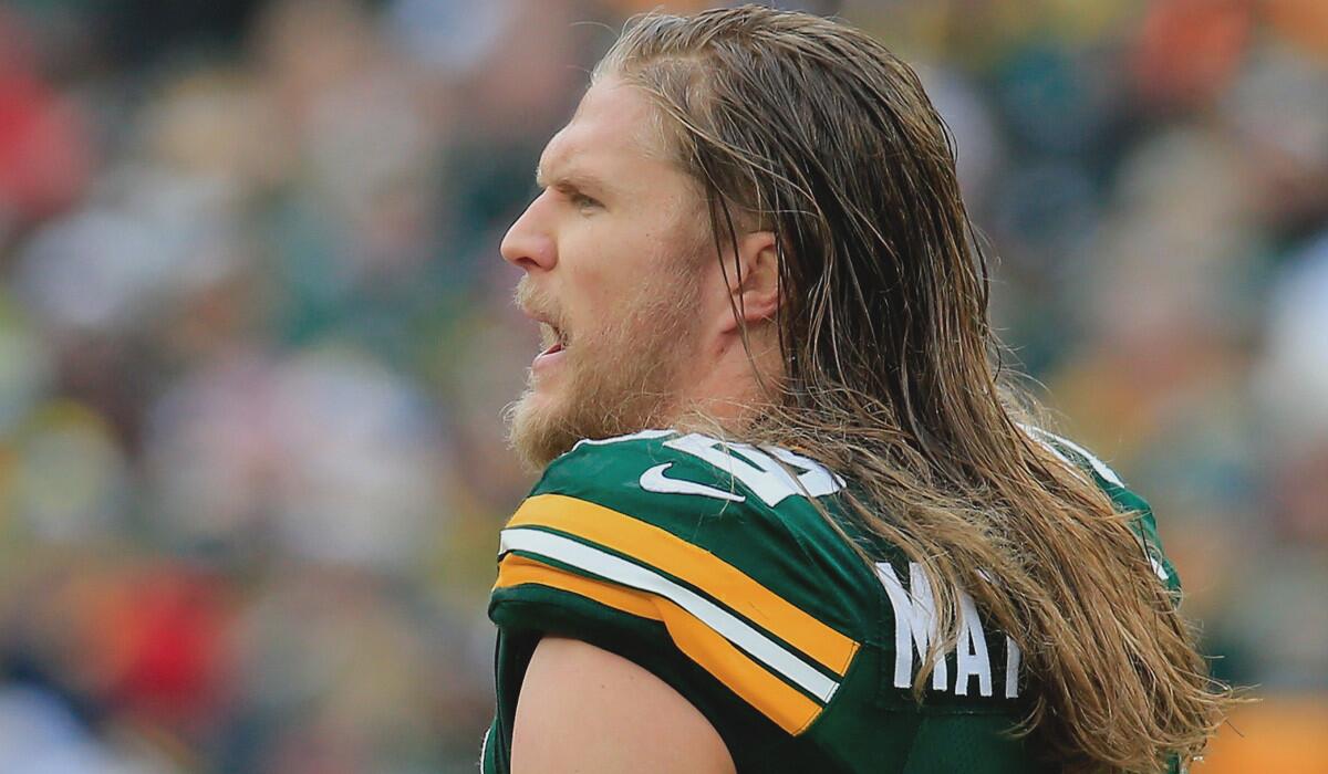 Column: Clay Matthews' move helped Packers plug holes on defense - Los  Angeles Times