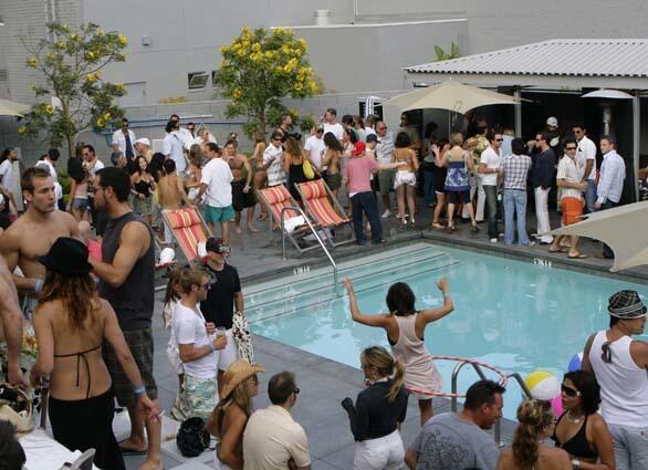 Wet Pool Party At Custom Hotel Los Angeles Times