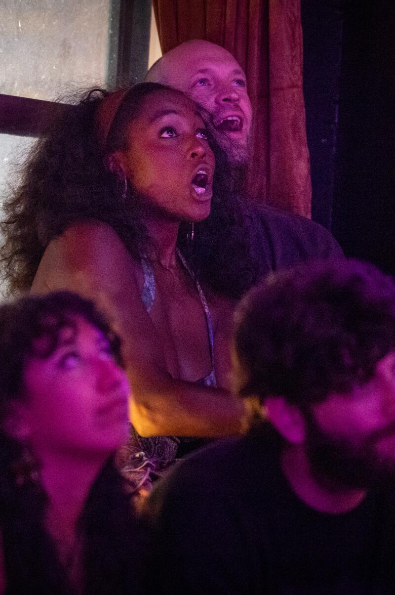 Pessoas felizes são "Love Island EUA" Responda à foto no final da parte dos pontos de vista na polícia e pontos.