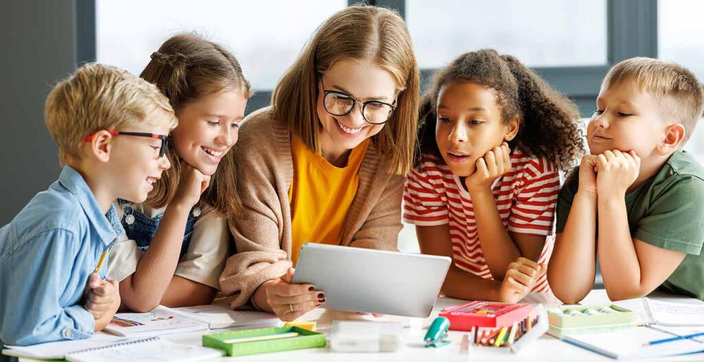 Sherman Oaks-based Generation Genius Acquired by Newsela for $100M ...