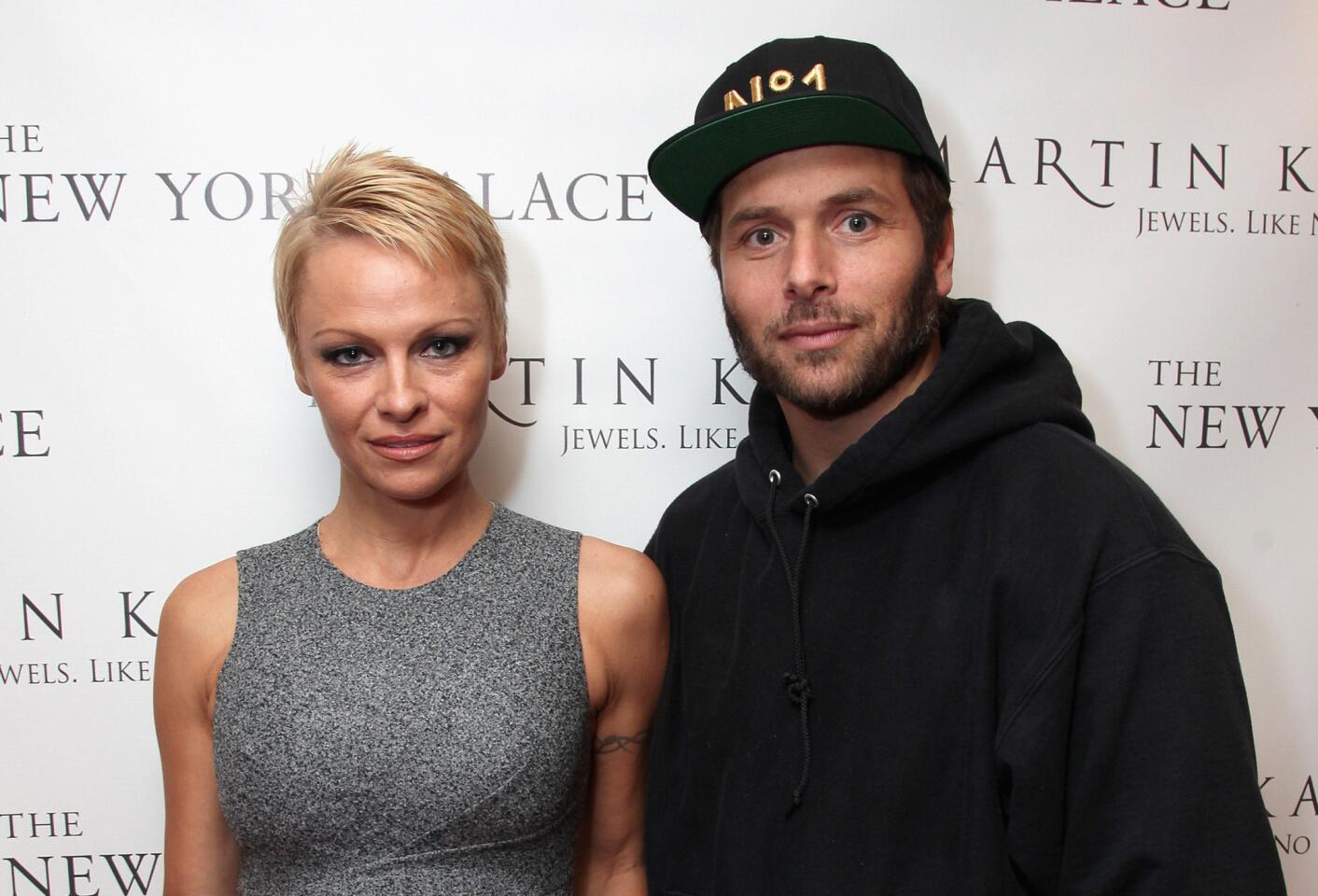 Pamela Anderson files for divorce from Rick Salomon again