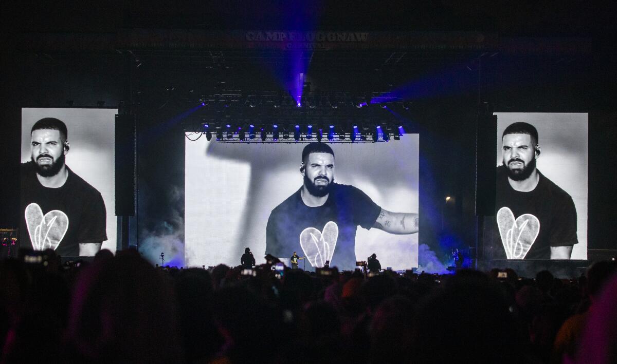 Drake Lights Up Las Vegas on New Year's Day