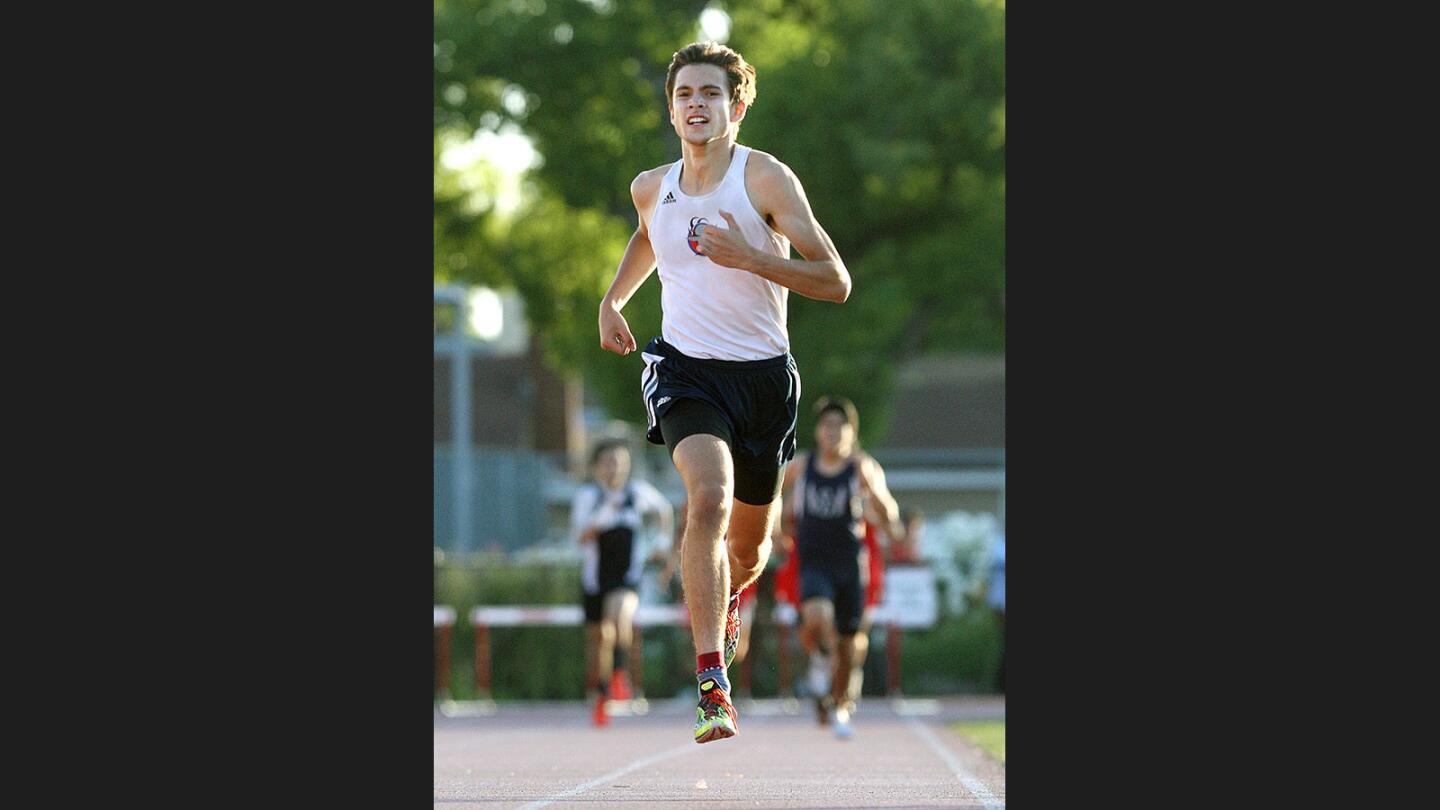 Photo Gallery: Bell-Jeff competes in Santa Fe League track finals