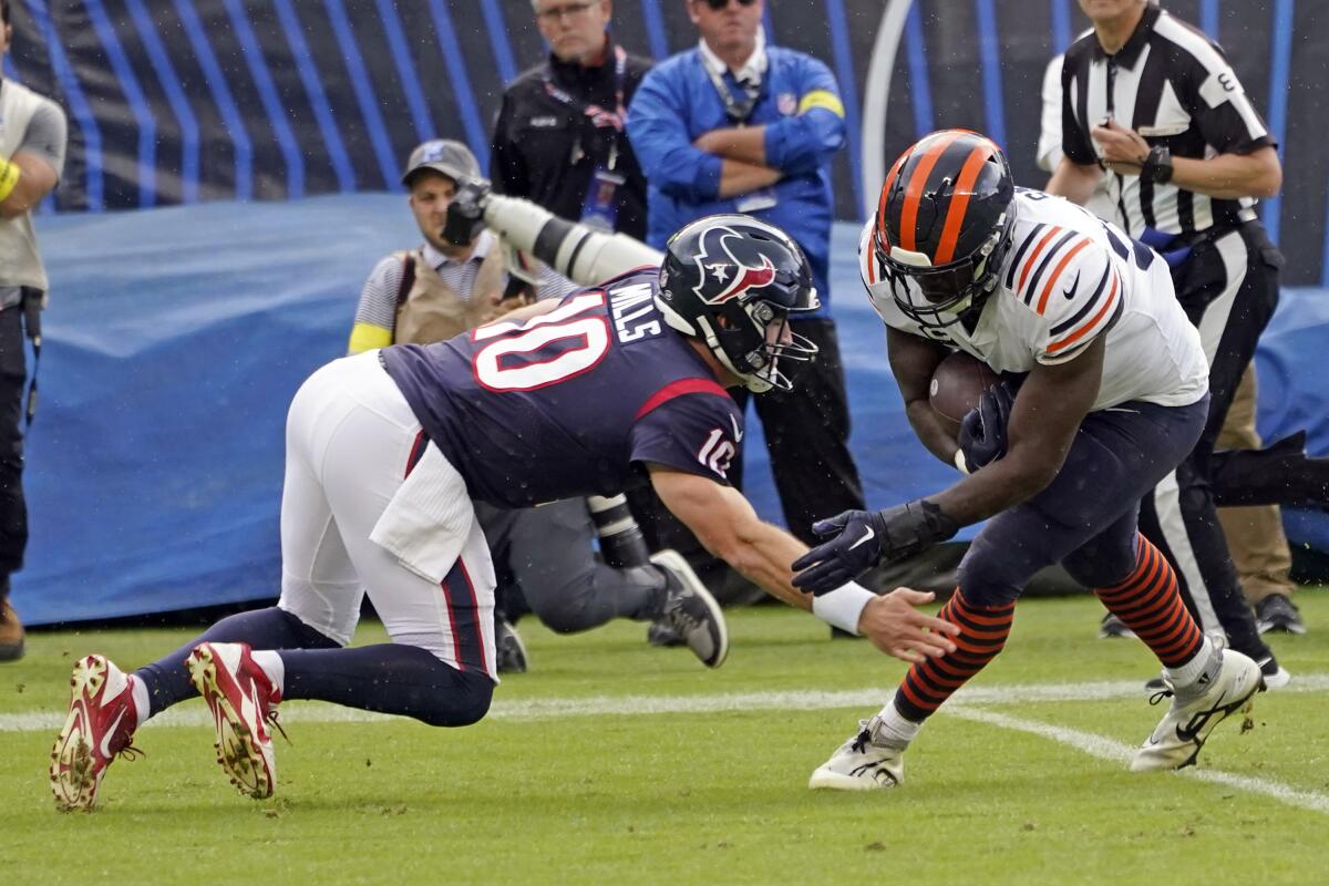 Smith INT sets up game-ending FG as Bears beat Texans 23-20 - The