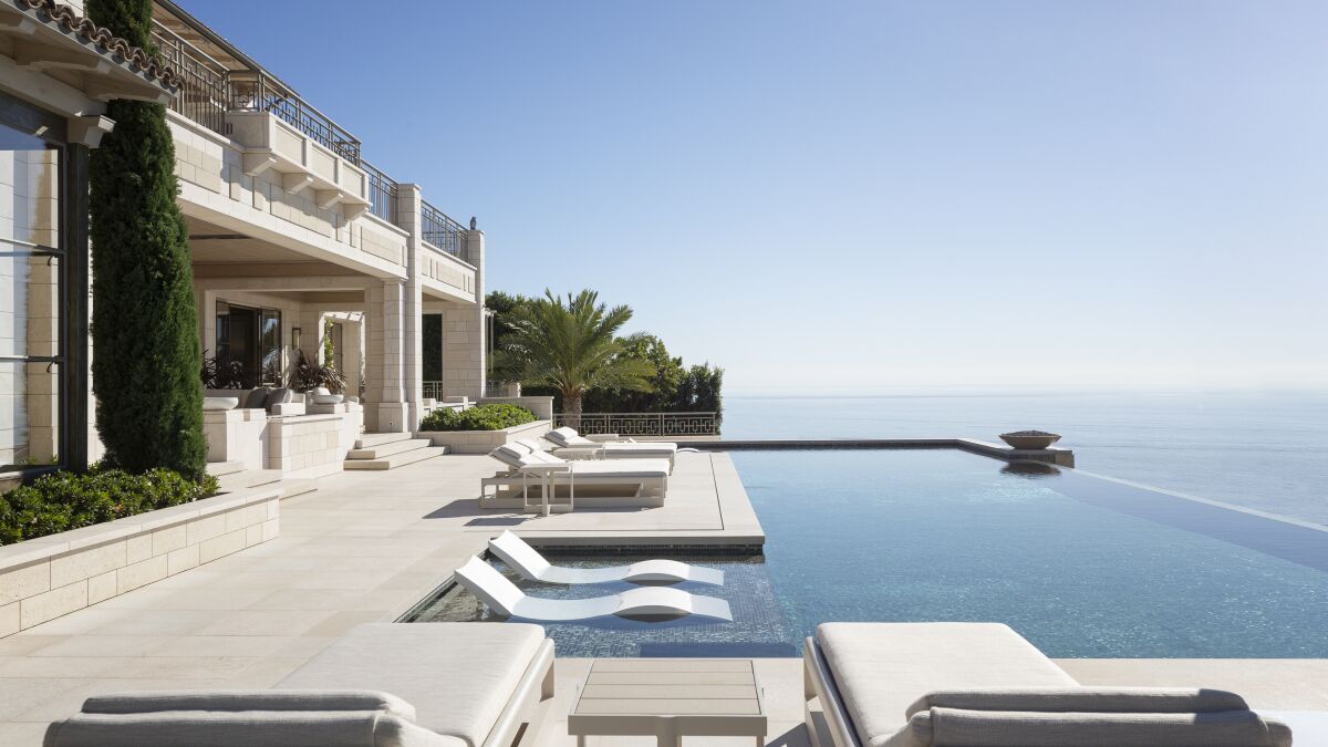 best luxury houses in the world