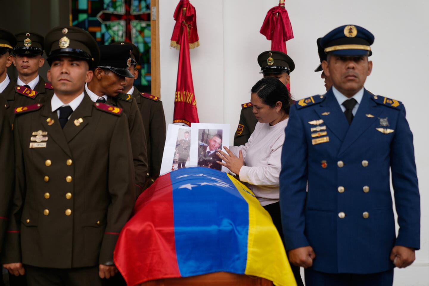 VENEZUELA-FUNERALES-FOTOS