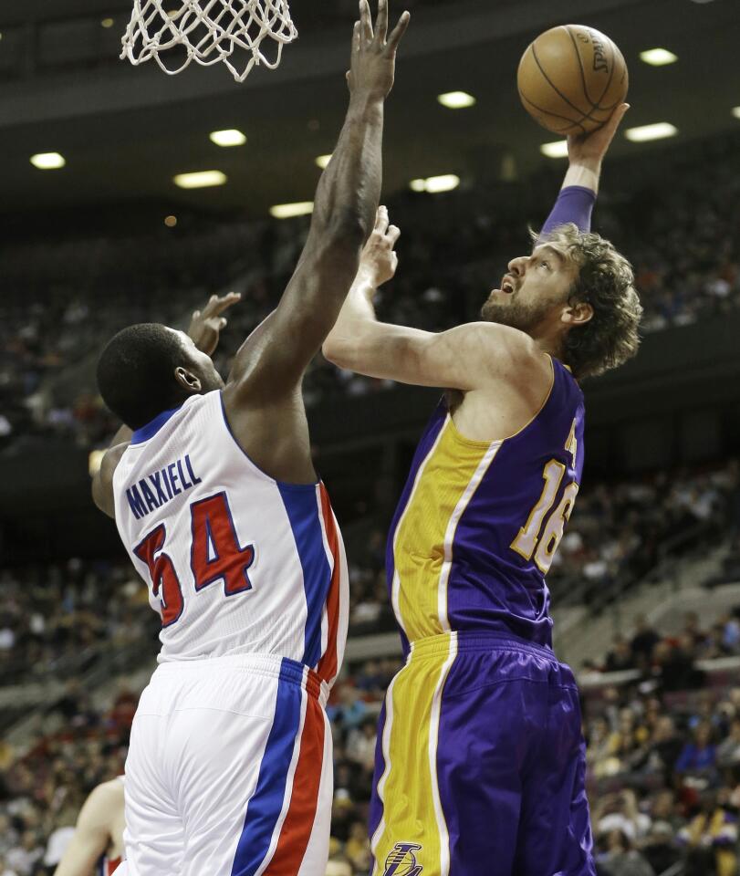 Pau Gasol, Jason Maxiell