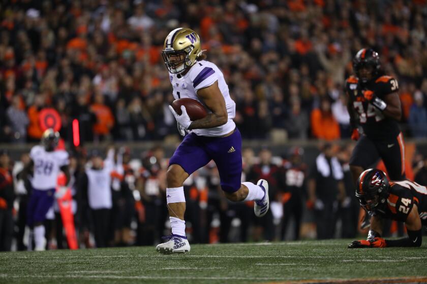 CORVALLIS, OREGON - NOVEMBER 08: Hunter Bryant #1 of the Washington Huskies runs with the ball against the Oregon State Beavers in the second quarter during their game at Reser Stadium on November 08, 2019 in Corvallis, Oregon. (Photo by Abbie Parr/Getty Images) ** OUTS - ELSENT, FPG, CM - OUTS * NM, PH, VA if sourced by CT, LA or MoD **