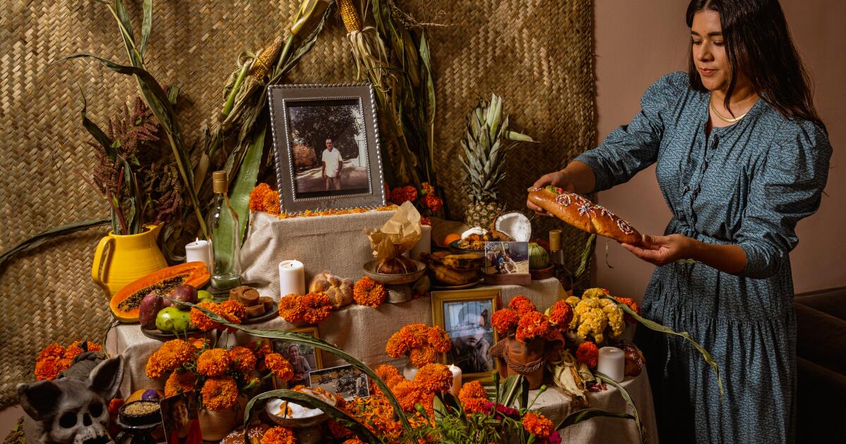 How to make a Día de Muertos altar to nourish the living and the spirits