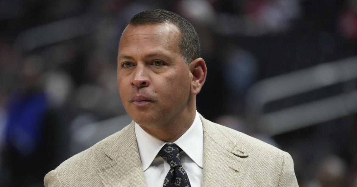 Alex Rodriguez ratted out Manny Ramirez, Ryan Braun to feds in PED probe, report says Alex Rodriguez ratted out Manny Ramirez, Ryan Braun to feds in PED probe, report says