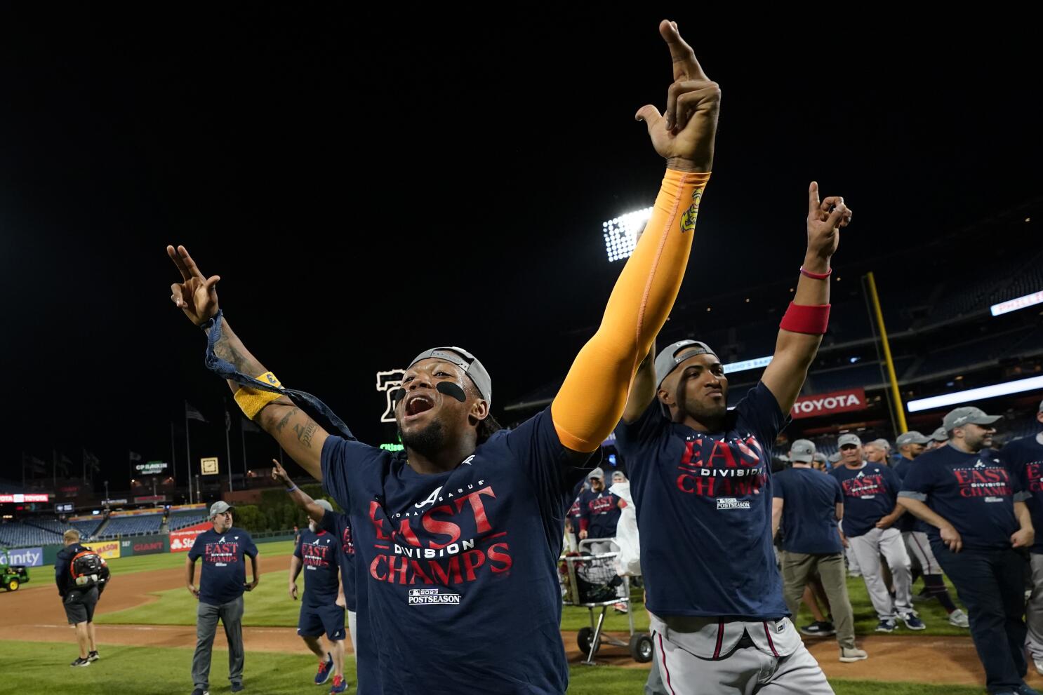 Atlanta Braves clinch 6th straight NL East title, beat Phillies 4-1 as  Strider gets 17th win