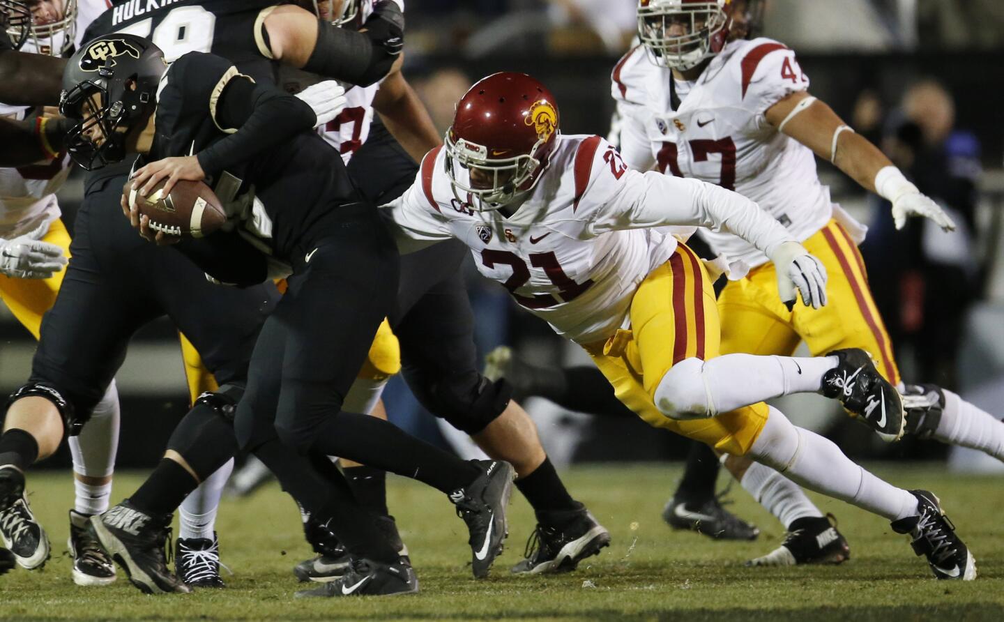 USC strongly steps up on sacks in victory over Colorado