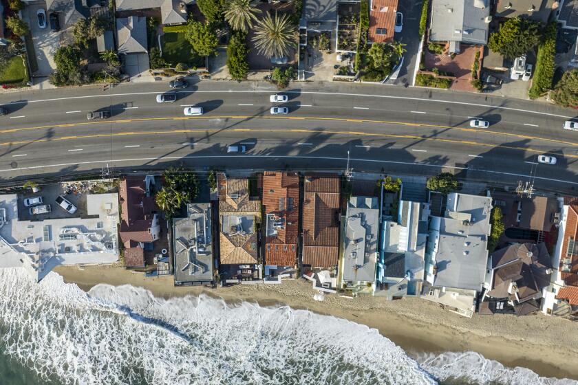 Malibu, CA, Monday, October 23, 2023 - An overhead view near the 21600 block of Pacific Coast Highway where four Pepperdine students were killed by a passing car. (Robert Gauthier/Los Angeles Times)