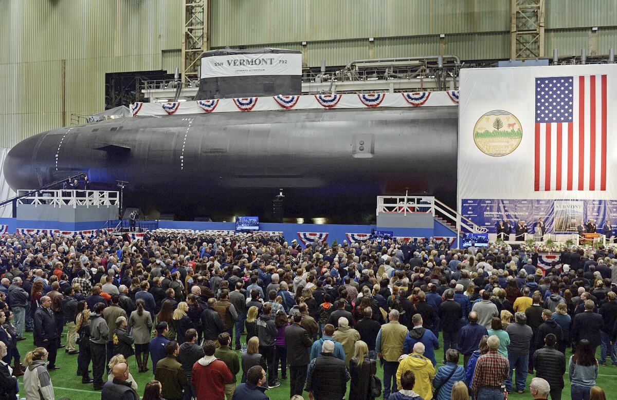 ARCHIVO - El submarino de ataque de propulsión nuclear de la Marina de los Estados Unidos USS 