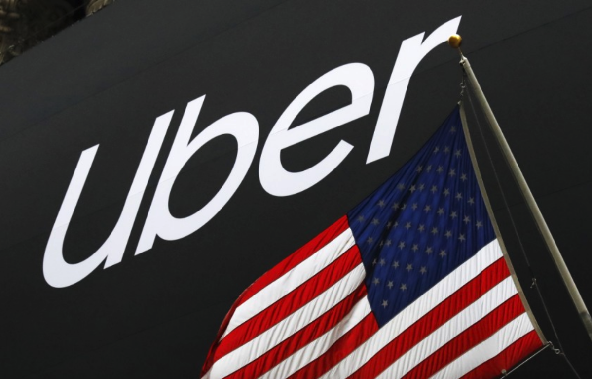 Foto de archivo, del logo de Uber en la Bolsa de Nueva York. AP