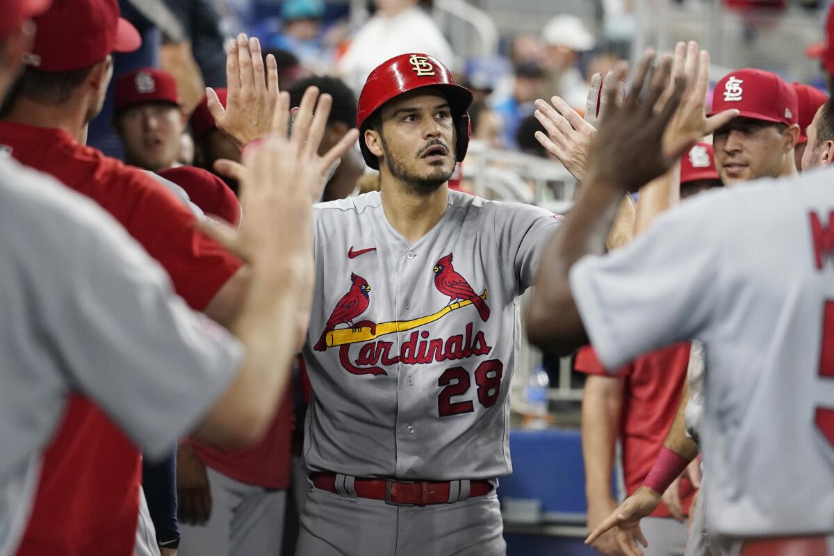 Nolan Arenado homers in home Cardinals debut