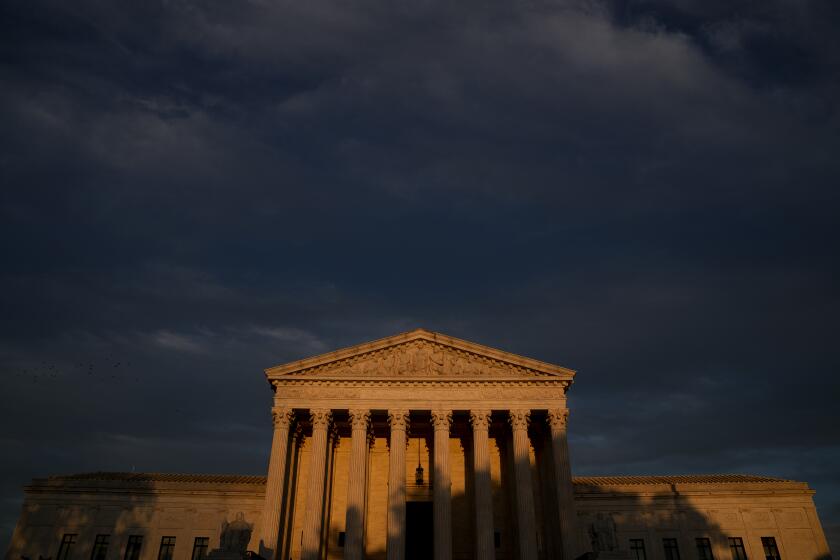 WASHINGTON, DC - SEPTEMBER 25: The U.S. Supreme Court on September 25, 2021 in Washington, DC. The Supreme Court will hear a case on December 1 regarding a Mississippi abortion law that poses a legal challenge to Roe v. Wade. (Photo by Stefani Reynolds/Getty Images)