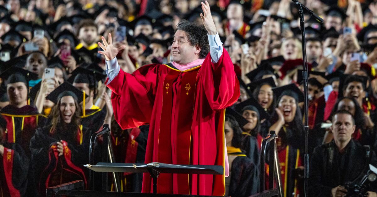 Dudamel raconte sa vie alors qu’il se prépare à quitter le LA Phil pour New York