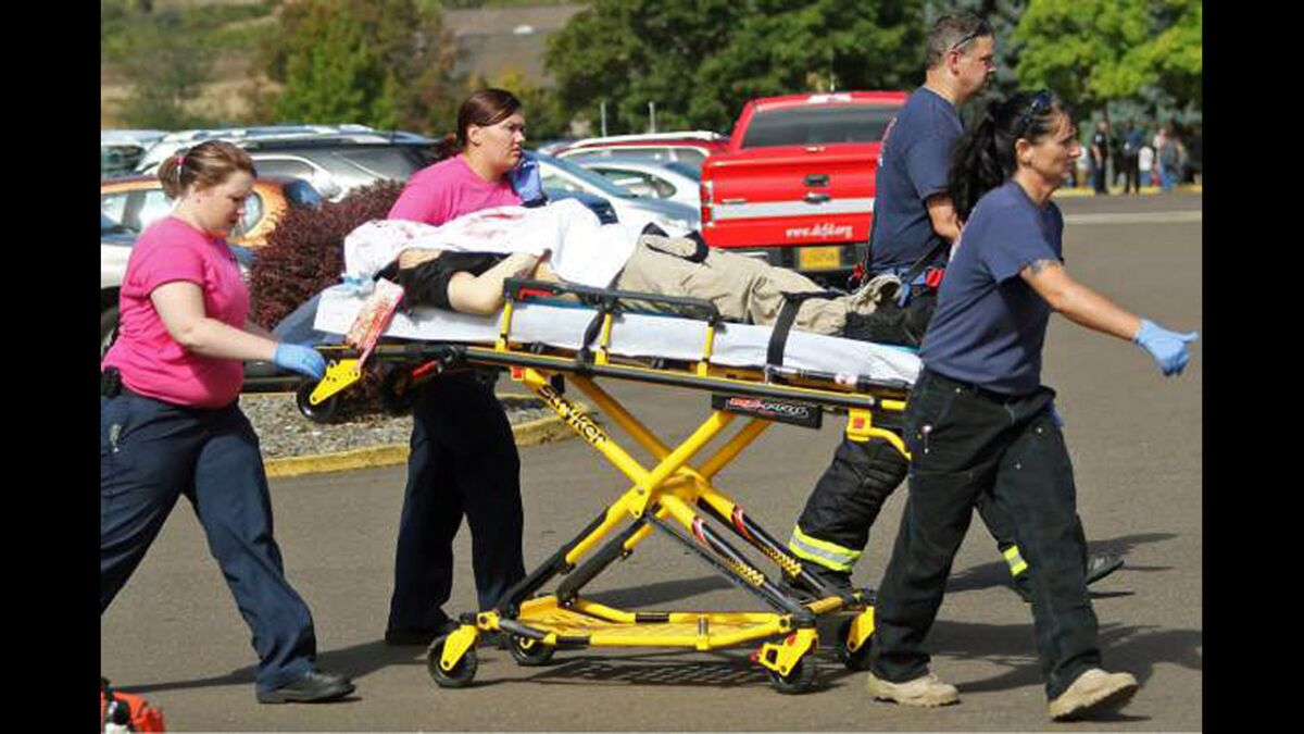 Oregon College Shooting Updates Gunman Christopher Harper Mercer Killed 9 Had 14 Guns Los 8917