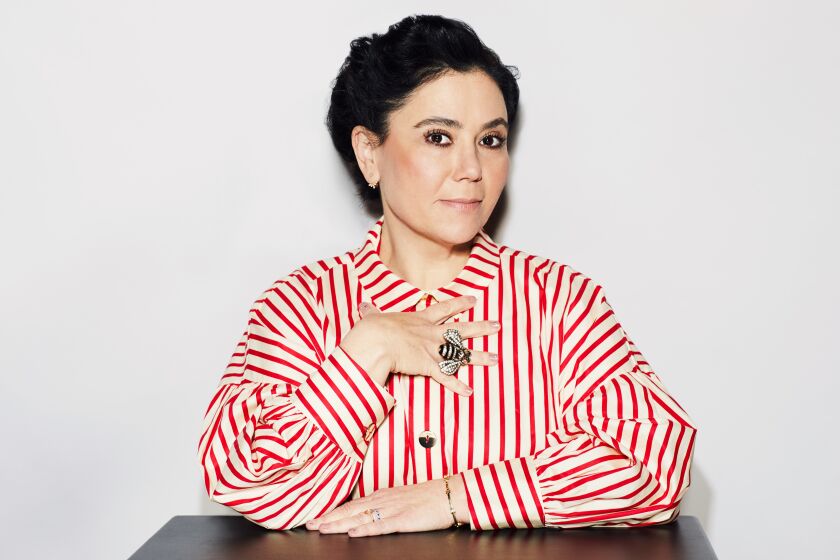 ***EXCLUSIVE FOR ENVELOPE 8/13/20 ISSUE ONLY. DO NOT USE BEFORE-Emmy-nominated actress Alex Borstein for her role in "The Fabulous Mrs. Maisel." CREDIT: Kathryn Wirsing