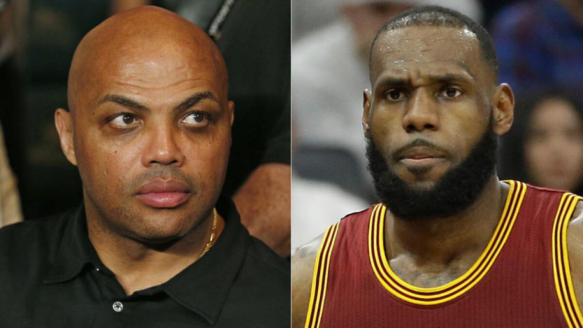 LeBron James arremete contra Charles Barkley.