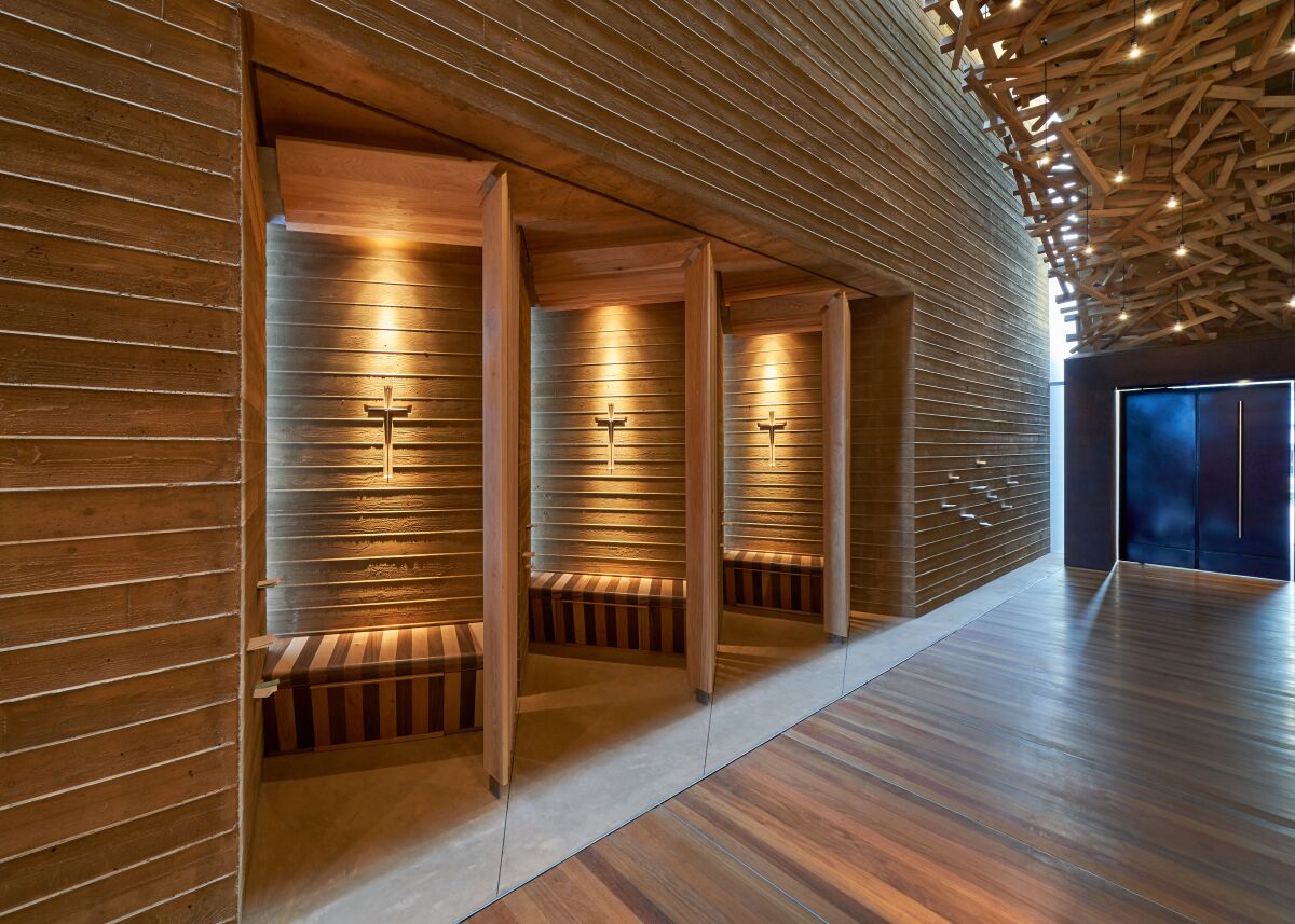 Lyle and Grace Prescott Memorial Prayer Chapel