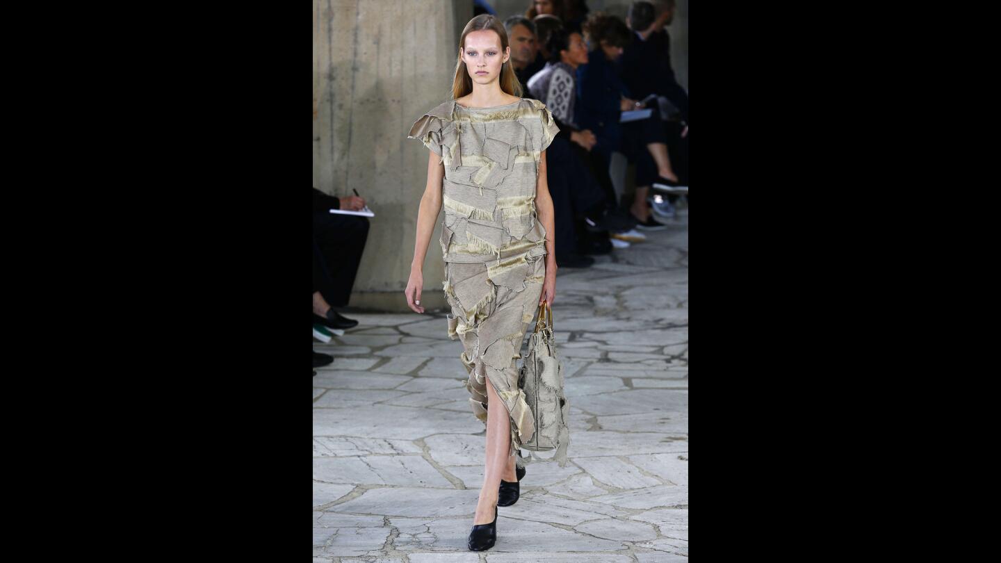 Paris Fashion Week: Loewe