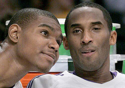 Andrew Bynum, Kobe Bryant