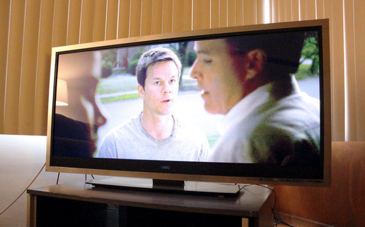 When playing the movie "The Fighter" on the Vizio CinemaWide, the image fills the TV set's entire screen.