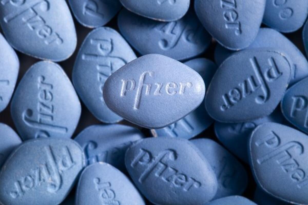 Pfizer has announced plans to sell Viagra direct to customers on its website.