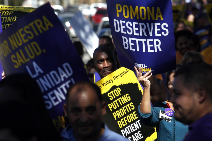 Over 300 healthcare workers and supporters rallied in front of Pomona Valley Hospital Medical Center on Oct. 19, 2016. The workers have voted to unionize, but management has challenged the vote.