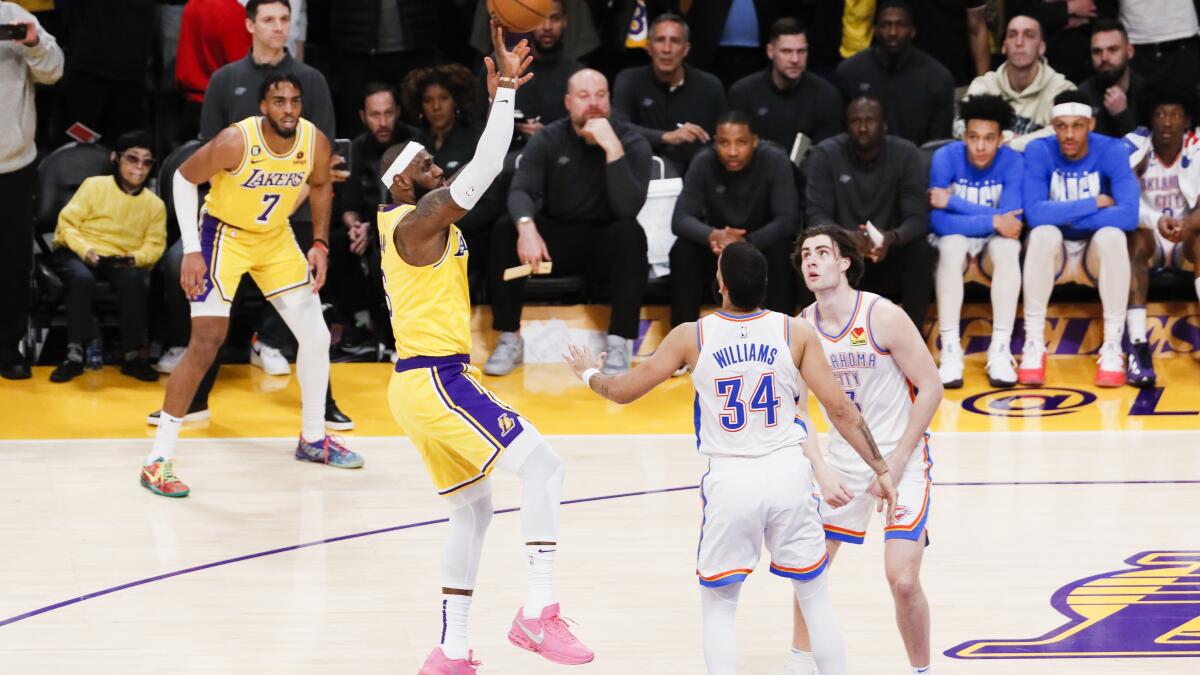 What LeBron James said after breaking NBA scoring record; Lakers star drops  F-bomb in front of crowd 