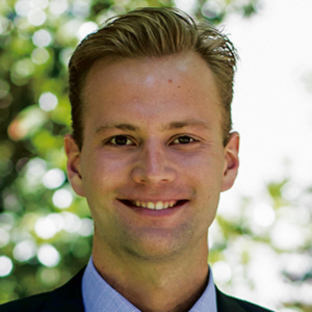 Attorney Alex Rafferty Finalist: Alex Robertson - Los Angeles Times