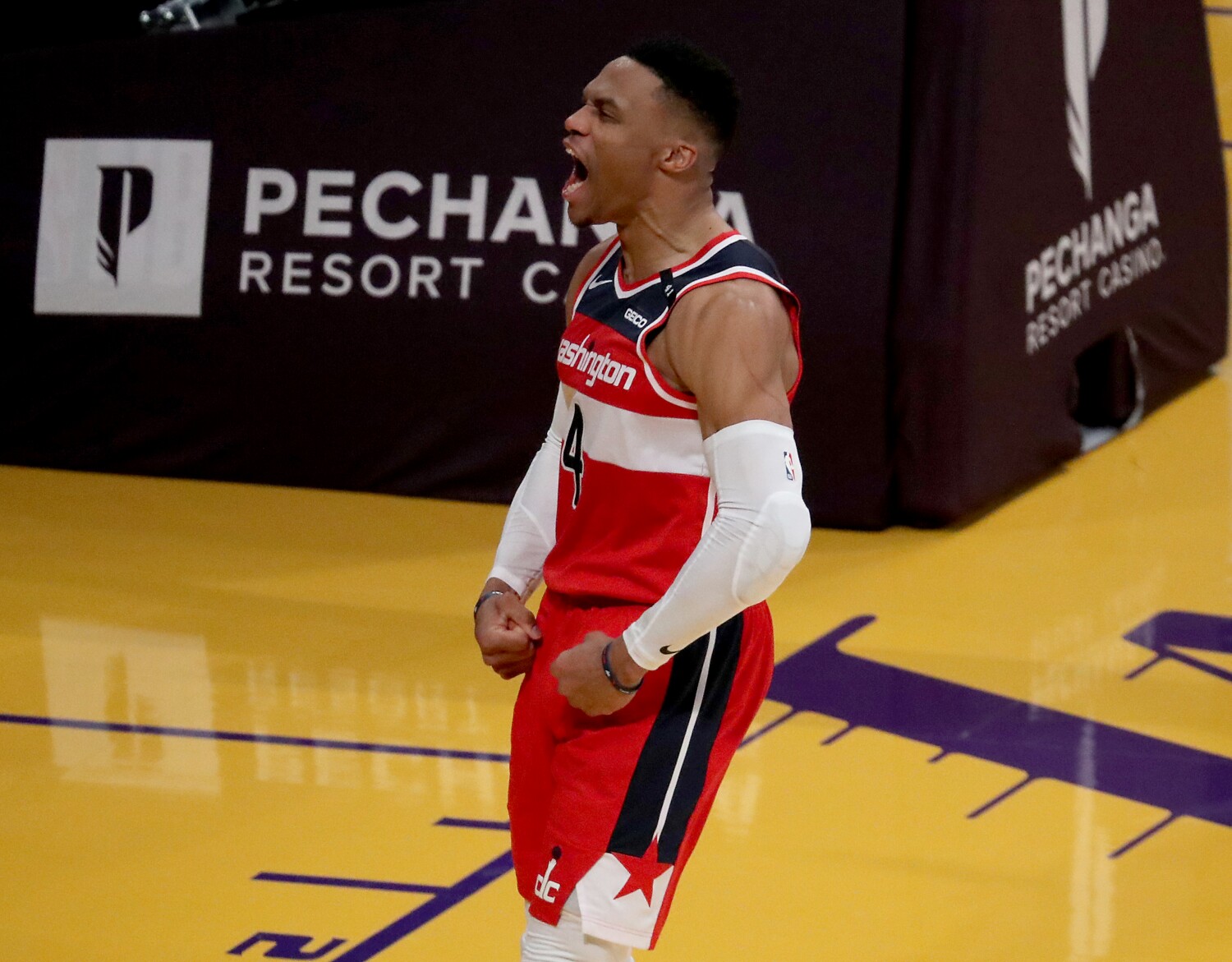 Lakers agree on deal to acquire Wizards' Russell Westbrook