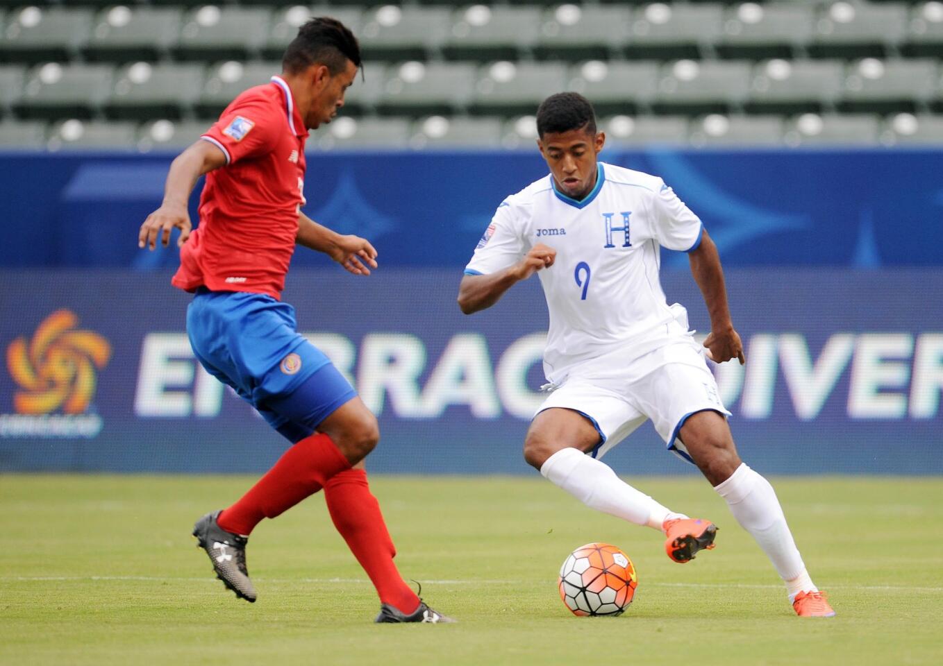 Soccer: CONCACAF Olympic Qualifying-Honduras at Costa Rica