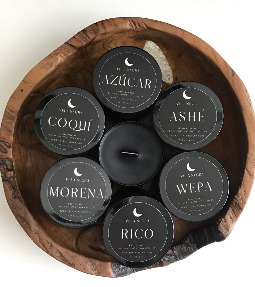 Vela Negra candles.