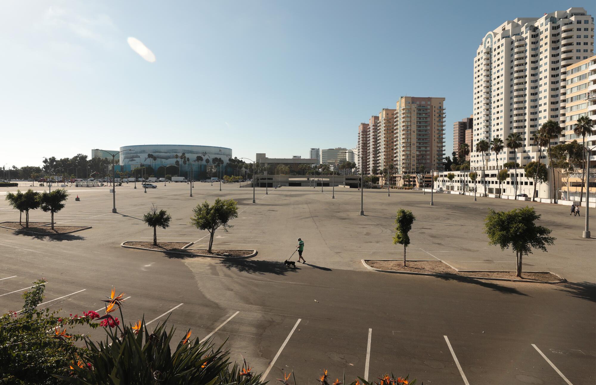 Estacionamiento del Centro de Convenciones.