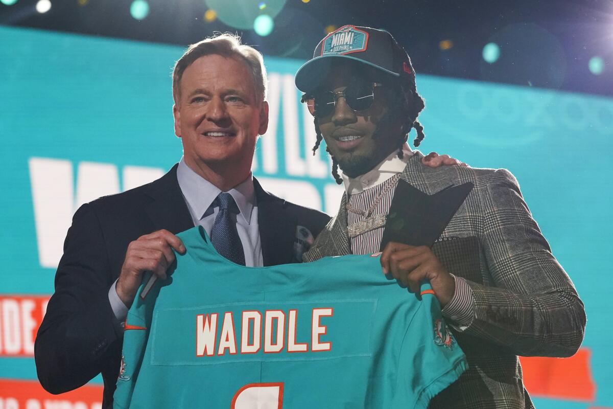 miami dolphins draft picks