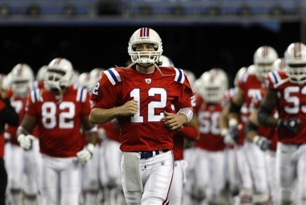 Watch: Tom Brady destroys Lions for 348 yards, 4 TDs in one half