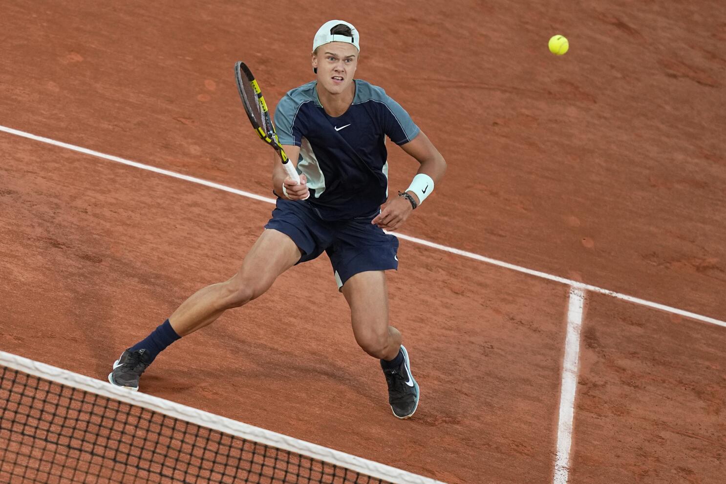 Medvedev making progress on clay, to face Tsitsipas in Italian Open  semifinals - The San Diego Union-Tribune